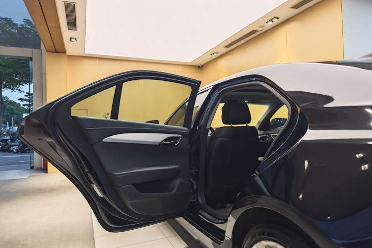 Used Cadillac ATS-L 2017 28T Fashion Edition