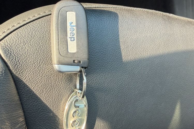 Used Jeep Compass 2017 200T Automatic Family Edition
