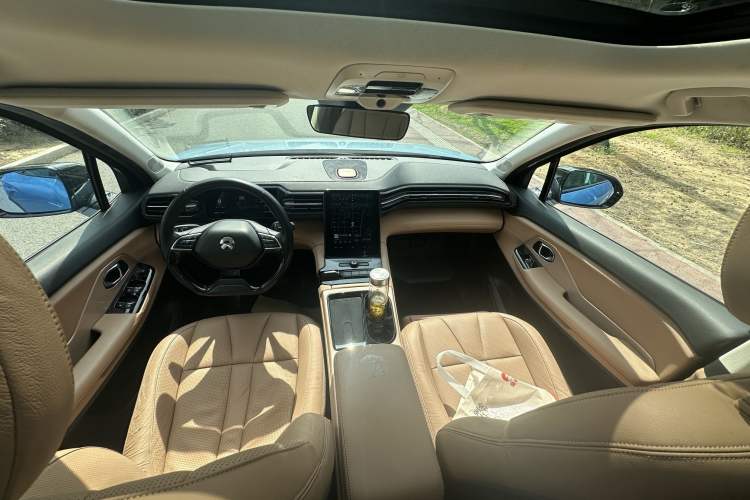 Used Nio ES8 2018 355 km Base Version 7-Seater Edition