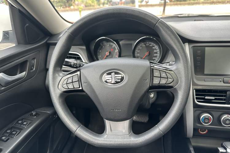 Used Bestune B30 2016 1.6L Automatic Luxury Model