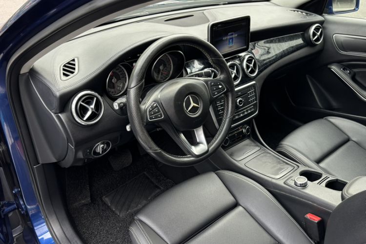 Used Mercedes-Benz GLA 2016 GLA 200 Fashion Model
