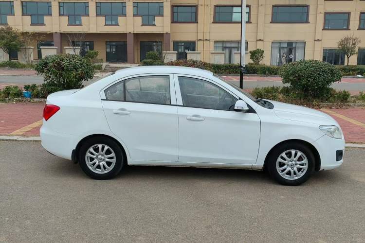 Used Changan Alsvin V3 2012 1.3L Manual Luxury Version China IV Standard
