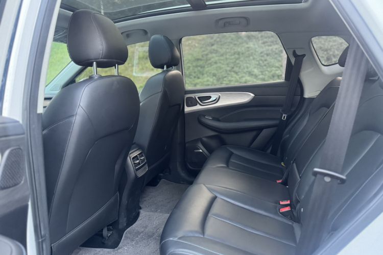 Used Roewe RX5 2022 330TGI Automatic National Style Edition Interior 4