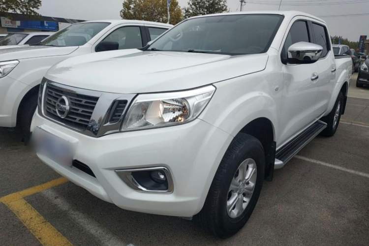 Used Nissan Navara 2017 2.5L Automatic 2WD Luxury Edition QR25
