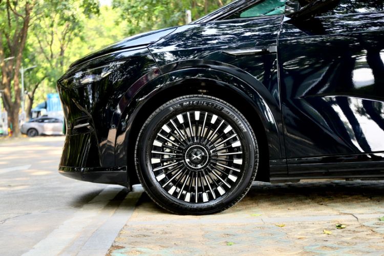 Used XPeng X9 2025 650 Long-Range Max