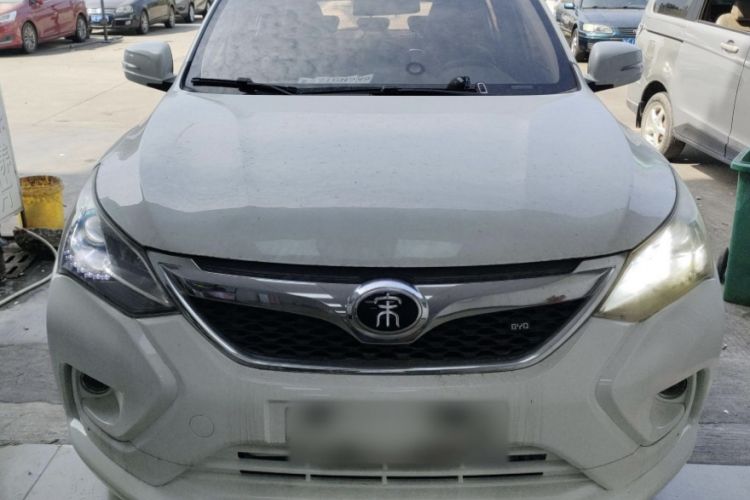 Used BYD Song 2016 Gaishi Edition 1.5TID Automatic Leading Model