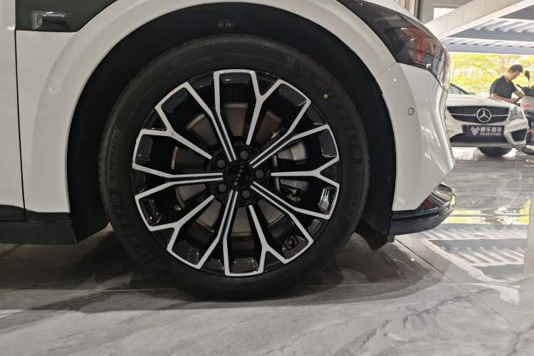 Used Zeekr 007 2024 Rear-Drive Intelligent Driving Version 75 kWh
