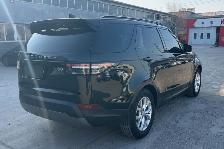Used Land Rover Discovery 2018 2.0T SE

