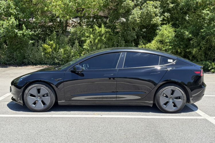Used Tesla Model 3 2022 Rear-Wheel-Drive Version
