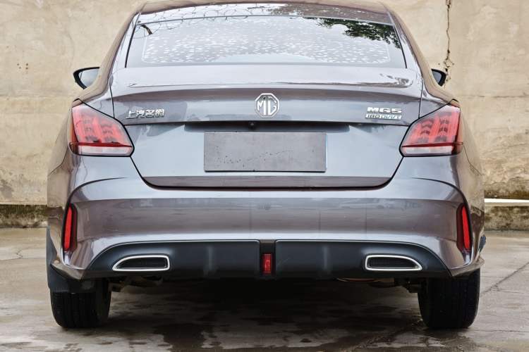 Used MG 5 2021 180 DVVT CVT Youth Luxury Edition Exterior 4