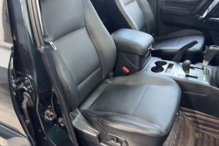 Used Mitsubishi Pajero 2012 3.0L Elite Upgrade Edition
