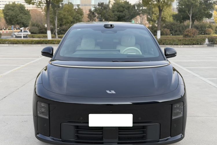 Used Li Auto Li Auto i6 2025 Model Two-Wheel-Drive Standard Type