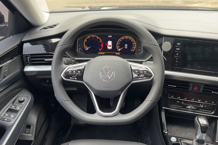 Used Volkswagen Passat 2023 330TSI Elite Edition
