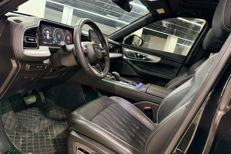 Used GAC Trumpchi GS8 2022 Flagship Series 2.0 TGDI Two-Wheel-Drive Prestige Edition (7 Seats) Interior 2