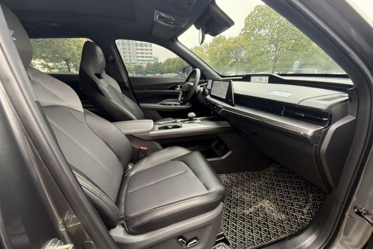 Used Oshan Z6 New Energy 2023 ZhiDian iDD 150KM Flagship PLUS