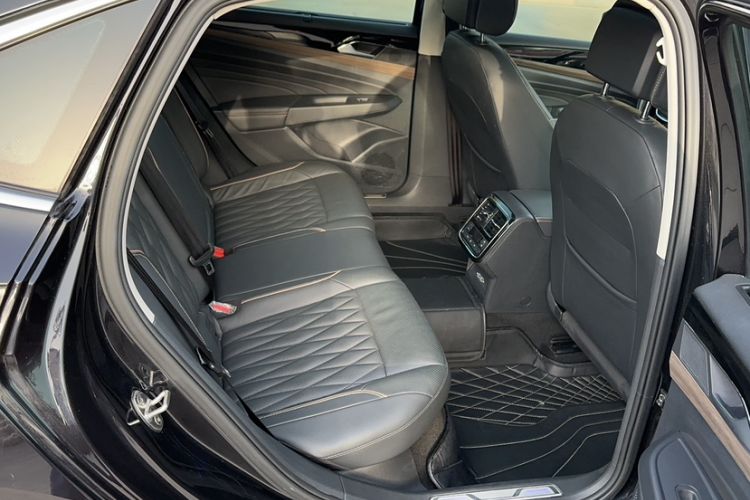 Used Volkswagen Passat New Energy 2019 430 PHEV Hybrid Luxury Edition Interior 1