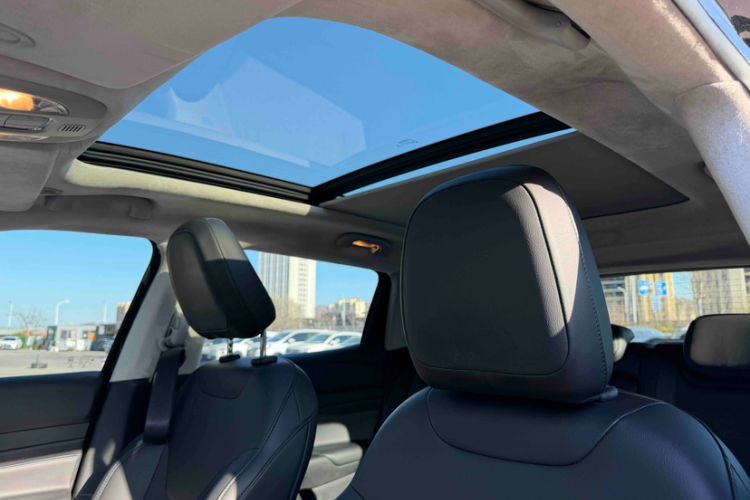 Used Jeep Compass 2021 220T Automatic Leading Edition Headliner