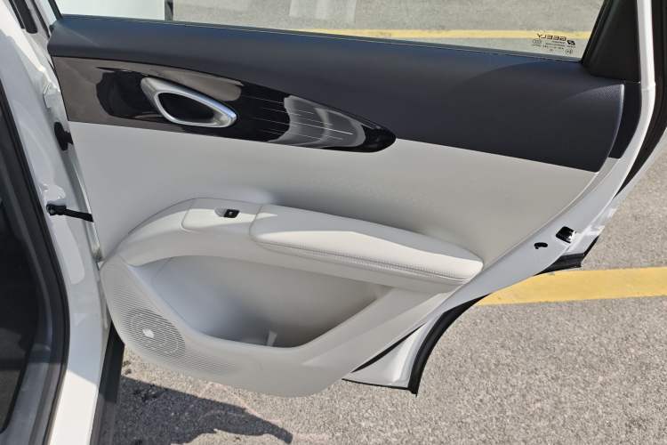 Used Geely Galaxy Geome 2025 410 km Free Version Interior 6