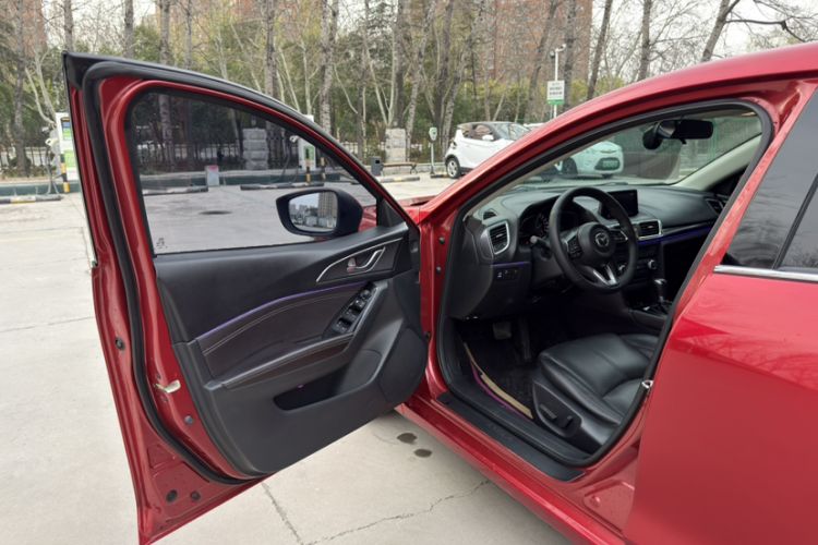 Used Mazda Mazda 3 Axela 2017 Sedan 2.0L Automatic Prestige Model China V Standard
