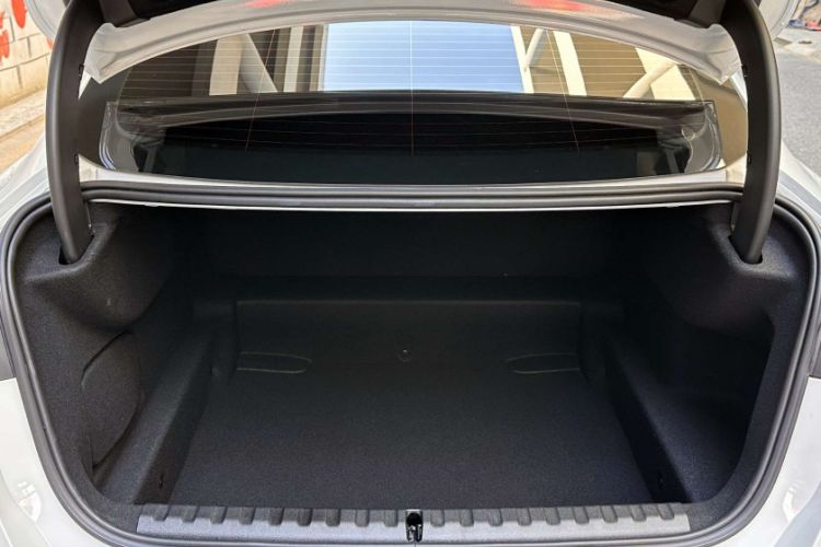 Used BMW 2 Series 2025 225L M Sport Night Edition Package Interior 7