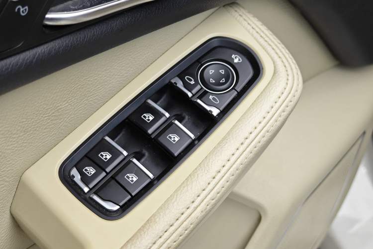 Used Zotye Domy X5 2017 Upgraded Model 1.5T CVT Landlord Edition
