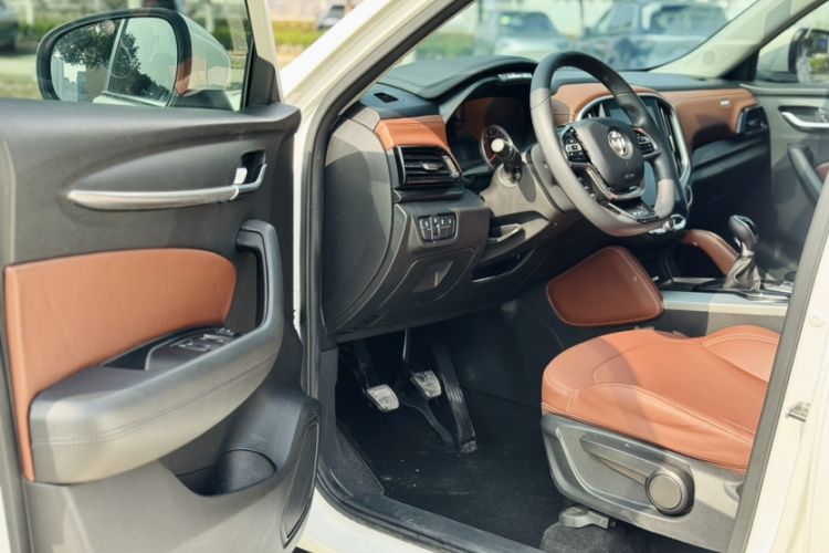 Used Brilliance V6 2018 1.5T Manual Luxury Model
