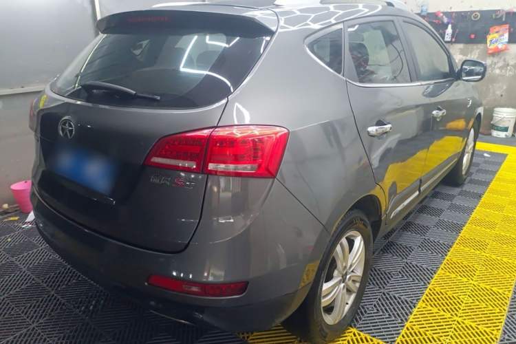 Used JAC Refine S5 2014 2.0T Manual Luxury Edition