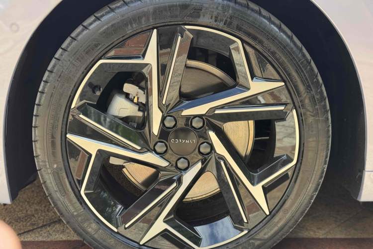 Used Lynk & Co 07 2024 EM-P 126 Long-Range Ultra
