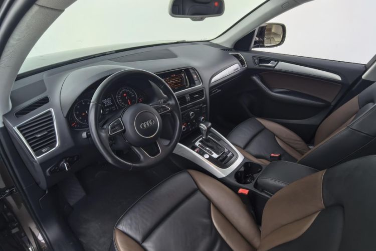 Used Audi Q5 2017 Plus 40 TFSI Technology Model