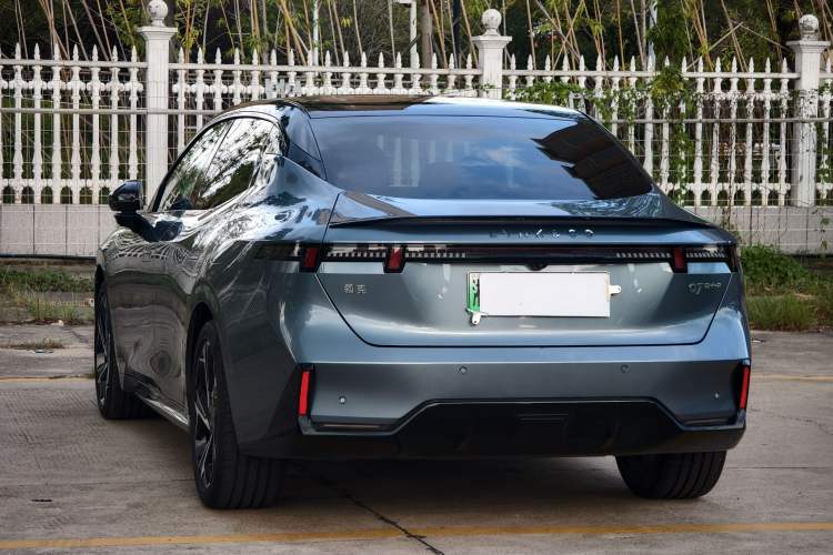 Used Lynk & Co 07 2024 EM-P 126 Long-Range Ultra