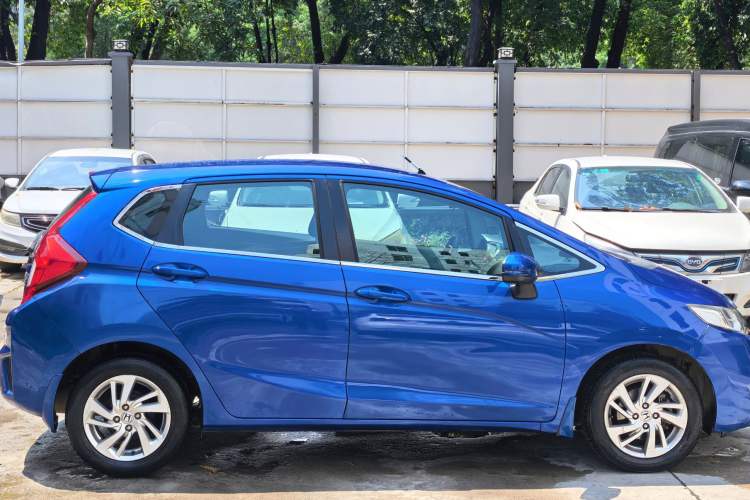 Used Honda Fit 2014 1.5L SE CVT Fashion Model
