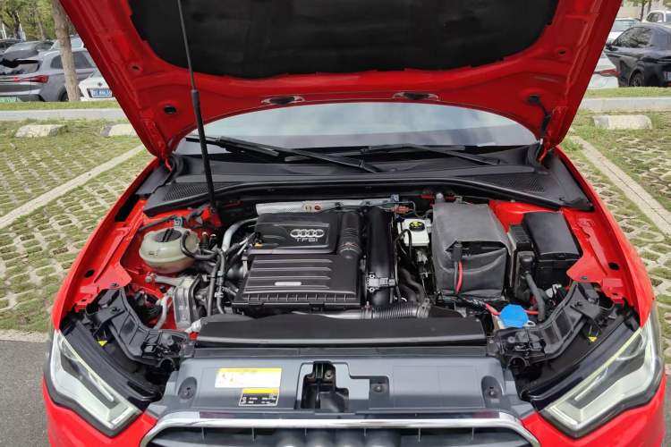 Used Audi A3 2015 Limousine 35 TFSI Millionth Anniversary Comfort Model
