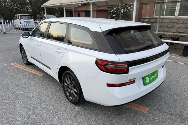 Used Baojun RC-5 2020 RC-5W 1.5L Manual Zhizhao Elite Edition
