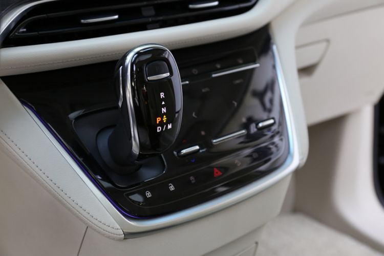 Used Buick GL8 2020 Avenir Avia Six-Seat Deluxe Edition