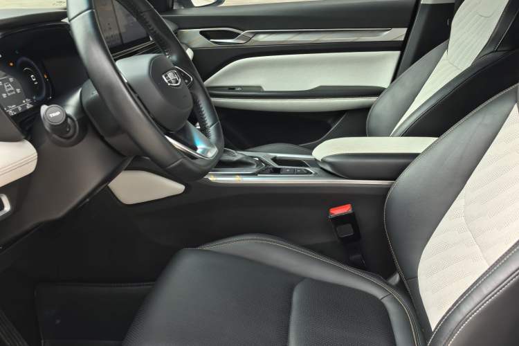 Used Geely Auto Emgrand L 2022 1.4T CVT Flagship Edition