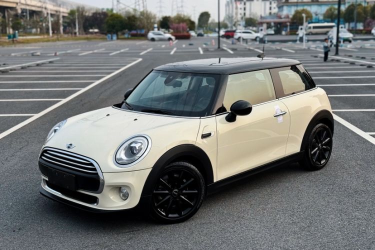 Used MINI 2016 1.5T COOPER Avant-Garde