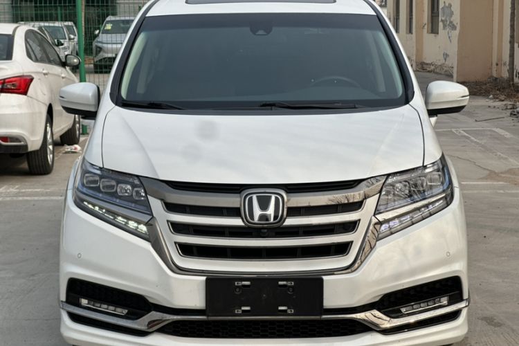 Used Honda Elysion 2019 2.0L Hybrid Supreme Edition
