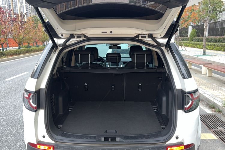 Used Land Rover Discovery Sport 2018 240 PS PURE Edition