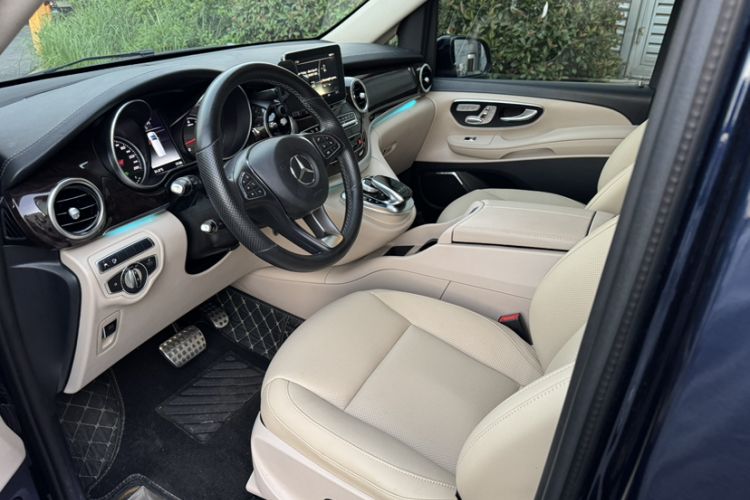 Used Mercedes-Benz V-Class 2018 V 260 Prestige Edition China VI