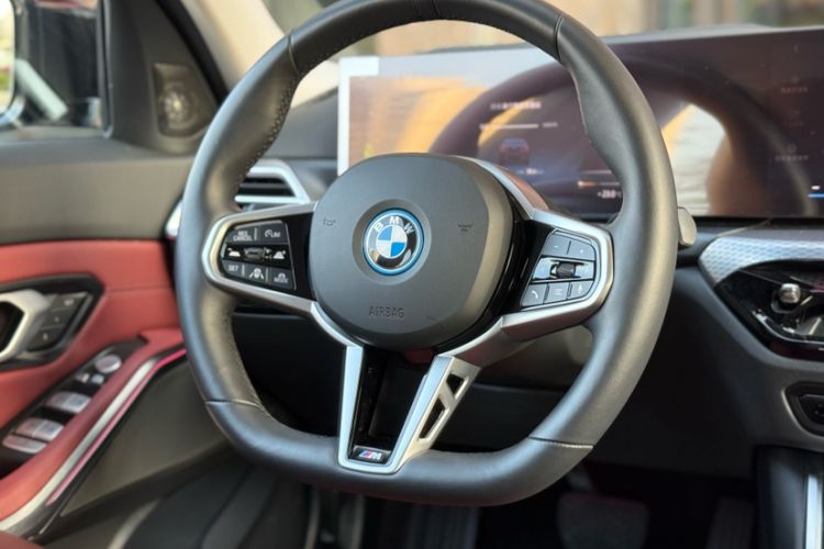 Used BMW i3 2025 eDrive 40 L Midnight Sports Package