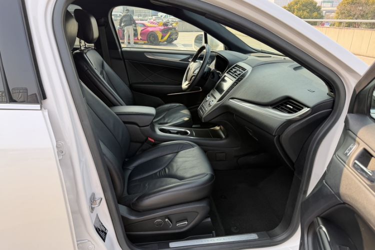 Used Lincoln MKC 2019 2.0T Two-Wheel Drive Luxury Edition China VI Standard