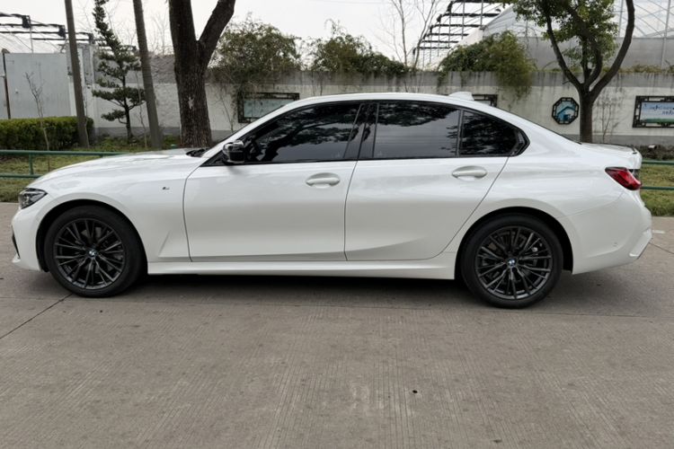 Used BMW 3 Series 2022 330i M Sport Night Edition
