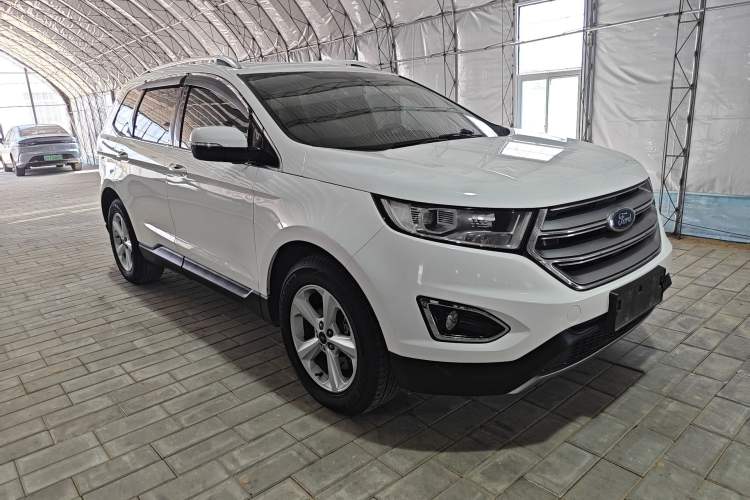Used Ford Edge 2016 EcoBoost 245 Two-Wheel-Drive Titanium 5-Seater Exterior 2