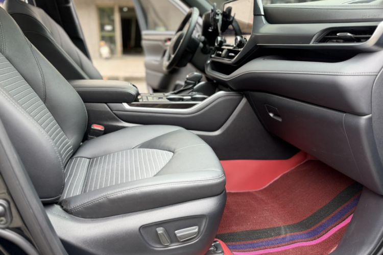 Used Toyota Crown Kluger 2023 2.5L HEV Four-Wheel Drive Prestige Edition Interior 13