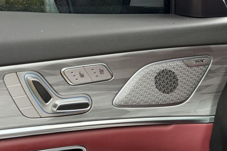 Used JETOUR X70 PLUS 2023 1.6T DCT Stronger PRO 7-Seater