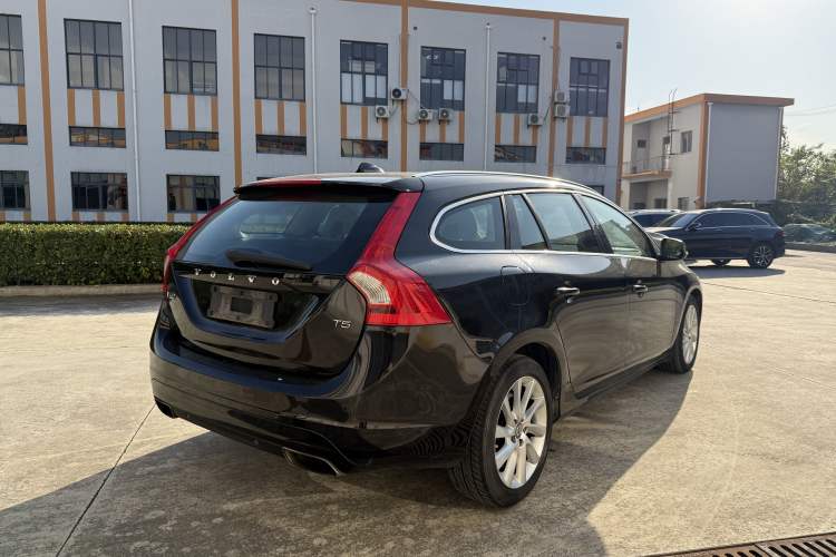 Used Volvo V60 2014 Facelift T5 Zhiyi Edition