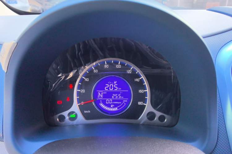 Used CHANGAN Benni E-Star 2021 National Edition Colorful Version Lithium Iron Phosphate (31.86 kWh) Odometer Close Up
