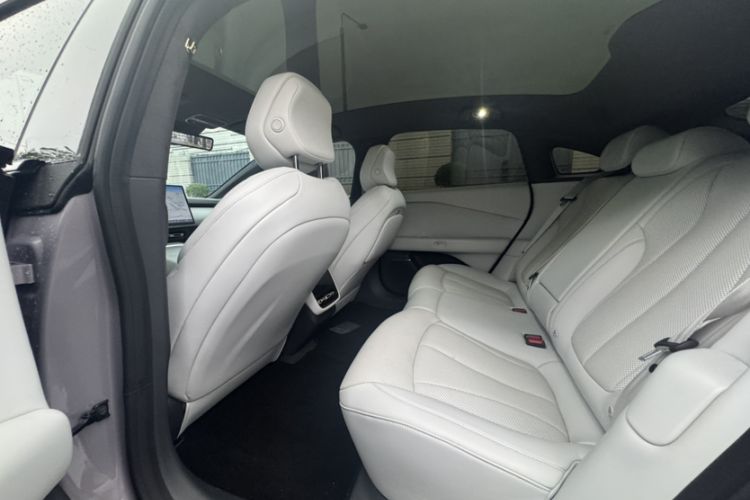 Used XPeng P7+ 2024 Long-Range Max Interior 6