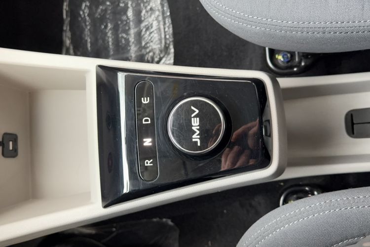 Used JMEV Xiao Qilin 2023 Joyful Edition 201km Comfort Model
