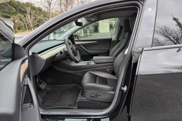 Used Tesla Model Y 2022 Revised Version Long-Range All-Wheel Drive
